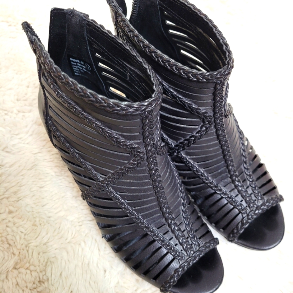 Not Rated chunky heels, size 7.5, faux leather